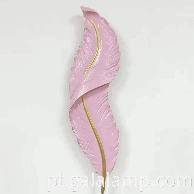 Armazenada moderna de parede LED com lâmpada elegante de design de penas